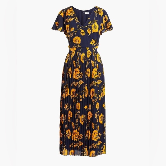 J. Crew Dresses & Skirts - Crew Printed pleated midi wrap dress | size 2